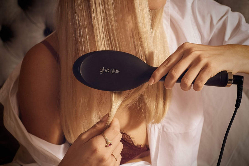 Get silky smooth hair with the ghd Glide Professional Hot Brush